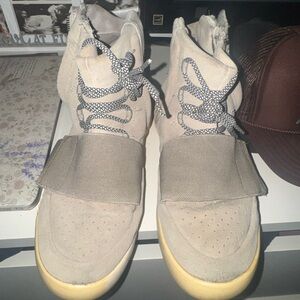 YEEZY BOOST 750 'OG'